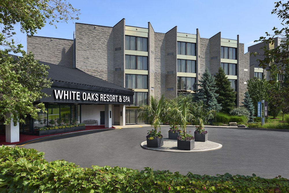 White Oaks Resort & Spa — 5-Star Luxury Hotel in Niagara Falls, Canada
