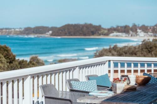 The Corner Cottage — 4-Star Luxury Hotel in Mollymook, Australia
