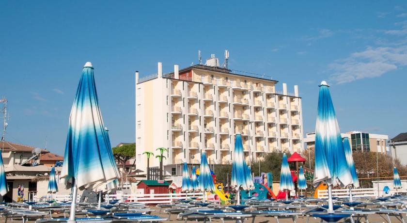 Hotel Adler — Rimini