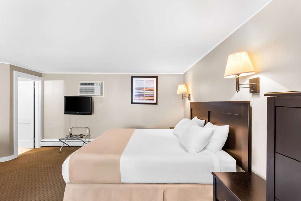 Rodeway Inn Gorham Riverside - photo 19