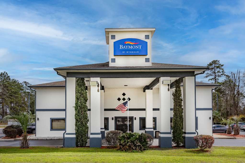 Baymont by Wyndham Midway Tallahassee - photo 3