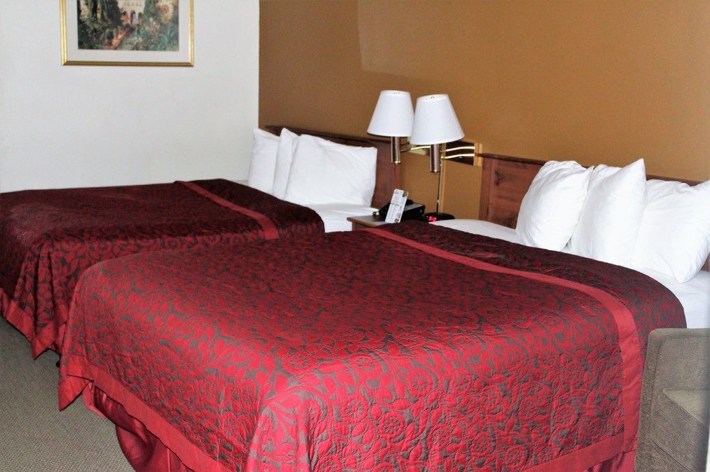 Days Inn Everett - photo 17