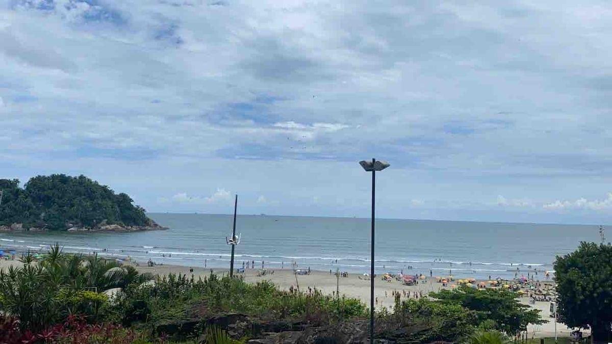 Apartamento Frente à Praia Santos II — 4-Star Luxury Hotel in Santos, Brasil