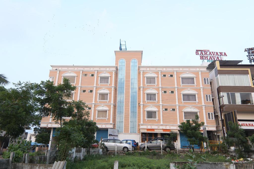 Sri Gnana Vedha Beach Residency in Velankanni, India