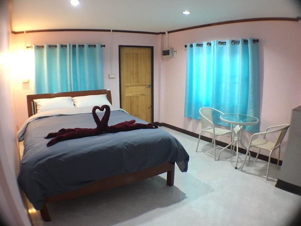 Smile Resort — hotel in Ang Thong