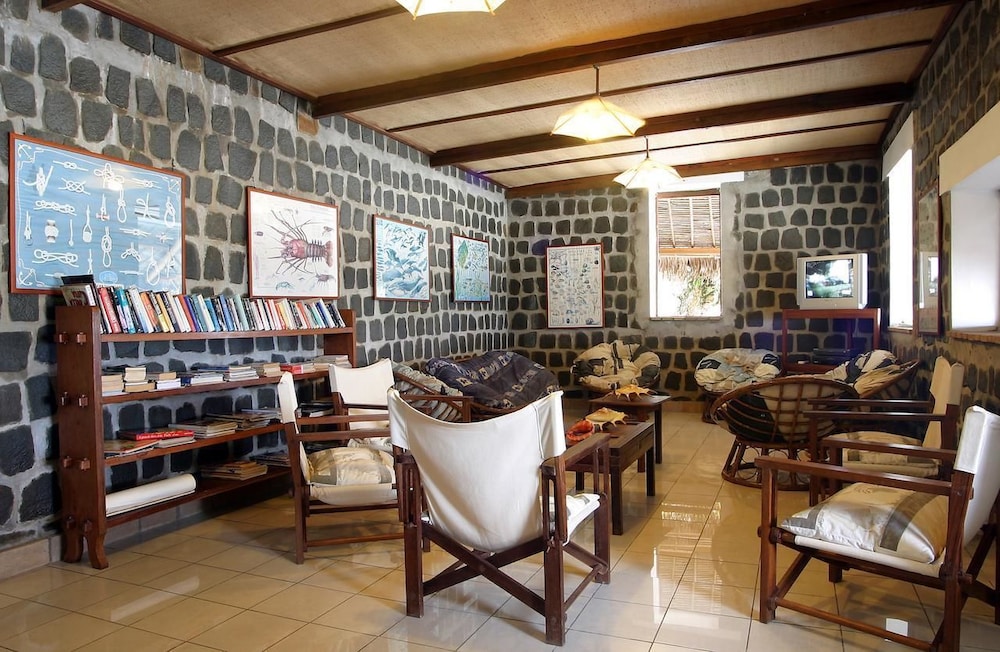 Mora Mora Village Hotel — Ambodifotatra — photo 2