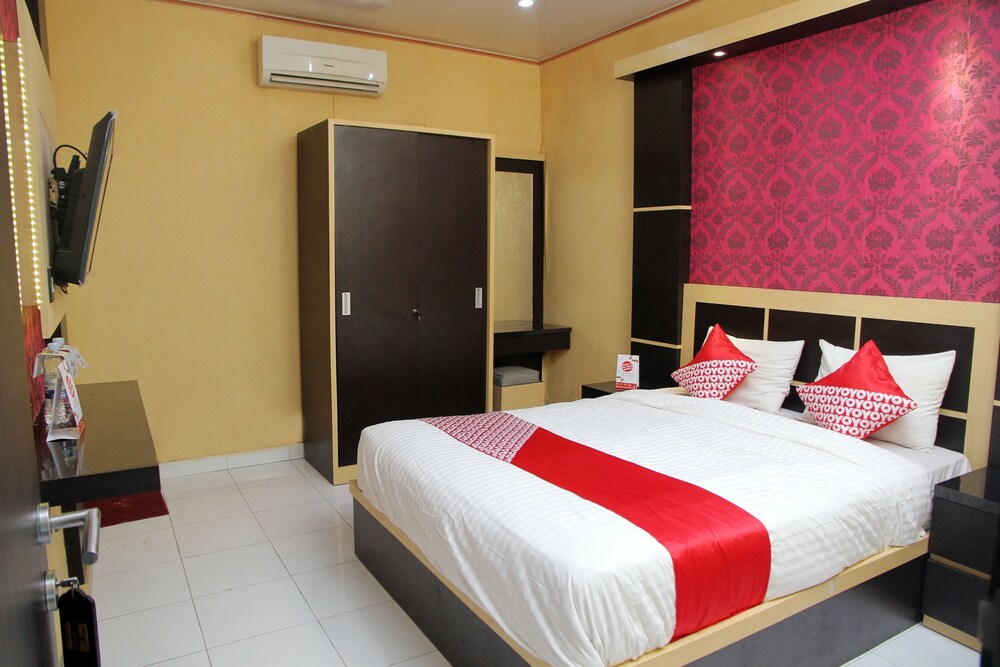 Oyo 840 Hotel Dely in Palu, Indonesia