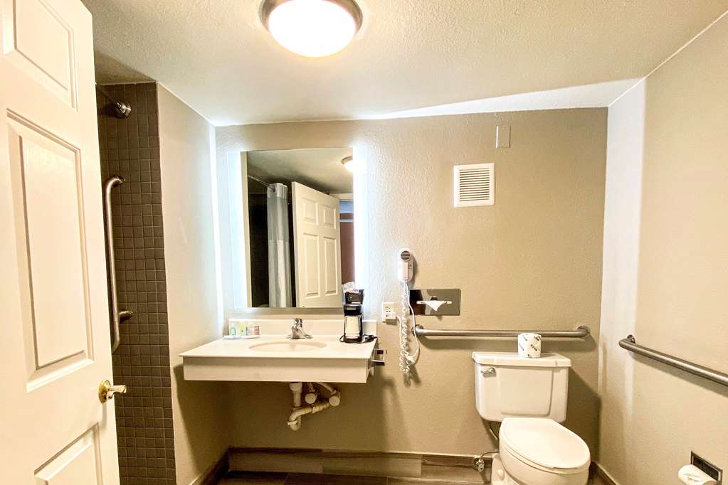 Quality Inn Harlingen - photo 11