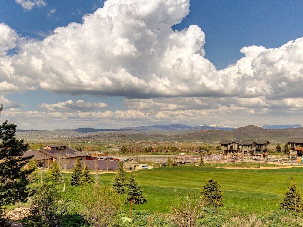 2025 Canyons Resort Drive Condo #S 5 3 Br condo by RedAwning - photo 11