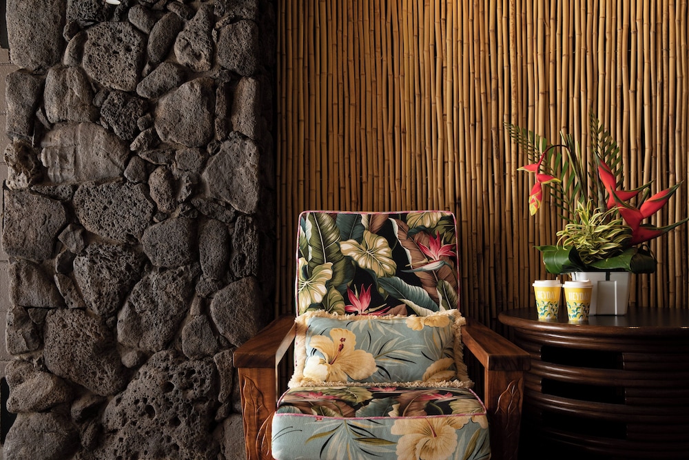 White Sands Hotel - photo 2