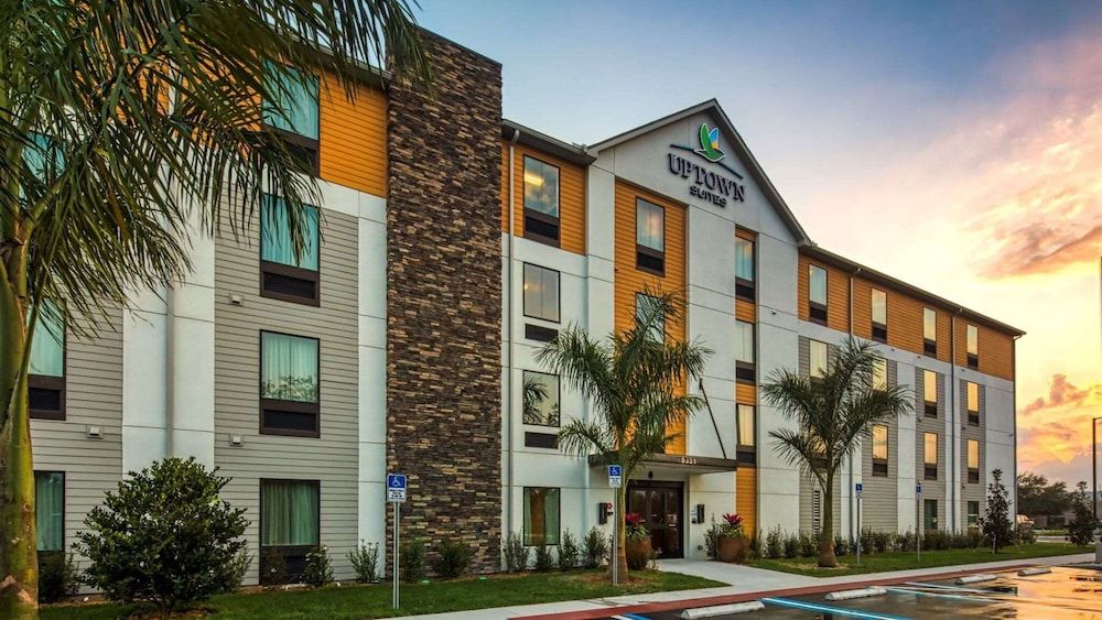Uptown Suites Extended Stay Tampa FL Riverview — hotel in Riverview