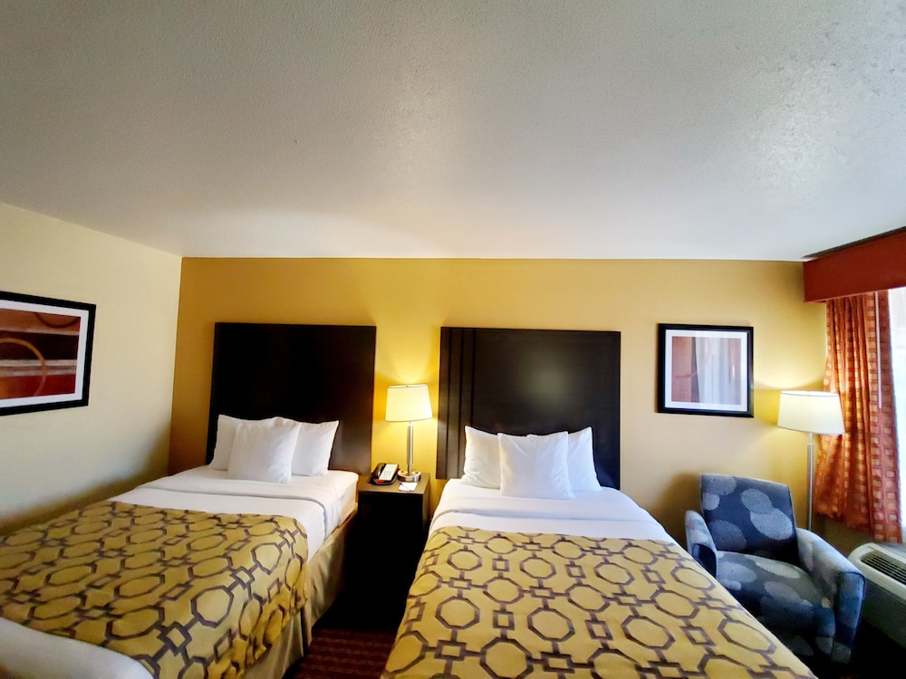 Baymont by Wyndham Goodlettsville Nashville - photo 9