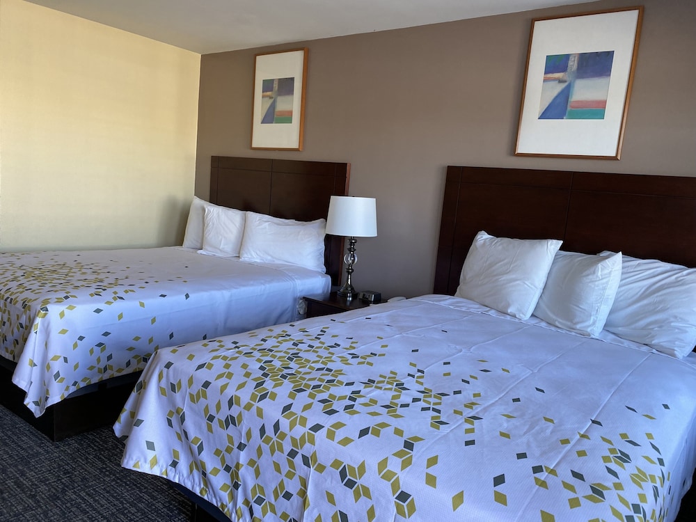 BeachWay Inn - photo 11