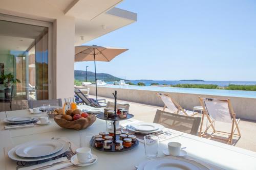 Villa Azaitu Suites — 4-Star Luxury Hotel in Porto-Vecchio, France