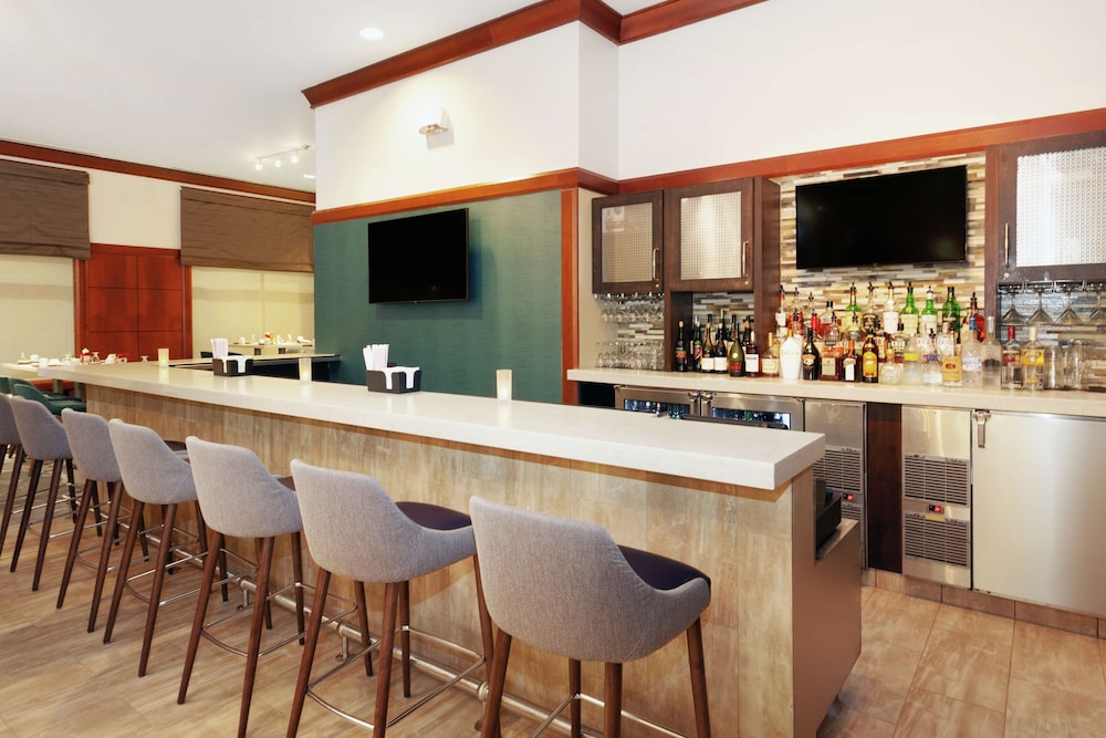 Hilton Garden Inn Chicago North Shore Evanston - photo 61