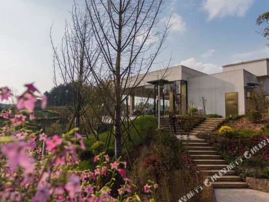 Yearn Hotel in Yibin, People's Republic of China