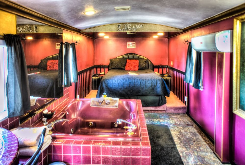 Featherbed Railroad Company - photo 35