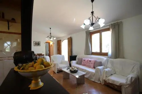 Villa Es Tres Pins — 4-Star Luxury Hotel in Campos, Spain
