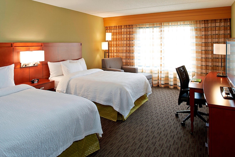 Courtyard by Marriott Ithaca Airport University - photo 4