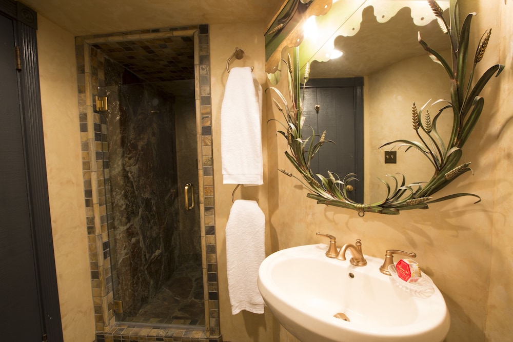 Madonna Inn - photo 176