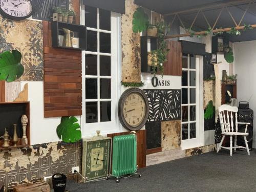 The Oasis Tamworth — Tamworth