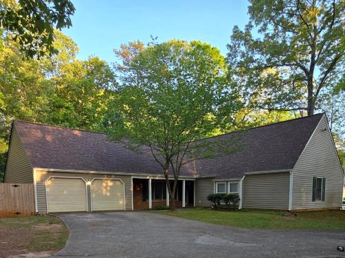 Metro Atlanta 3bed 2 Bath House — 4-Star Luxury Hotel in Stone Mountain, United States