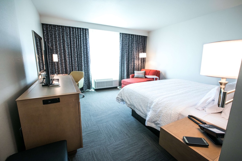 Hampton Inn & Suites Tempe Phoenix Airport AZ - photo 21
