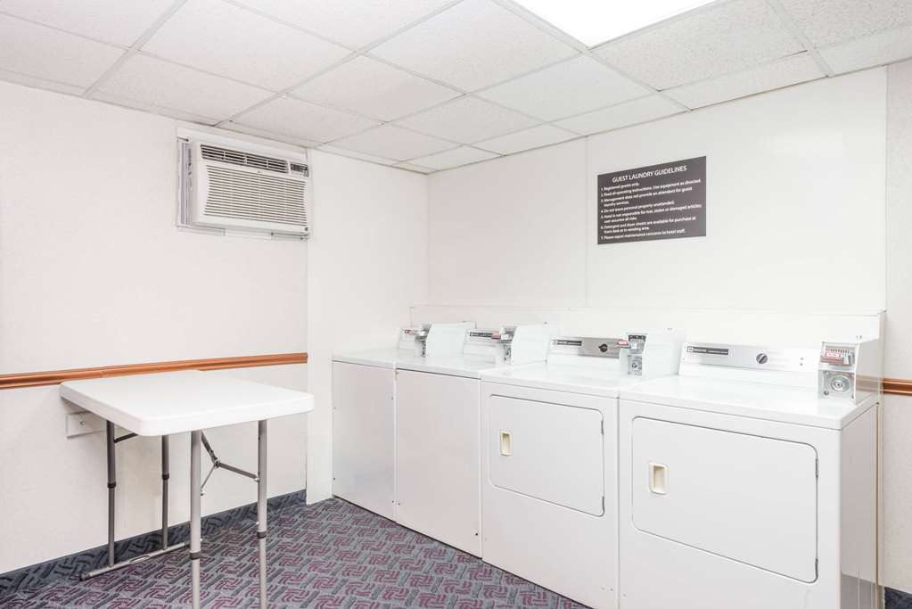Super 8 by Wyndham O'Fallon - photo 29