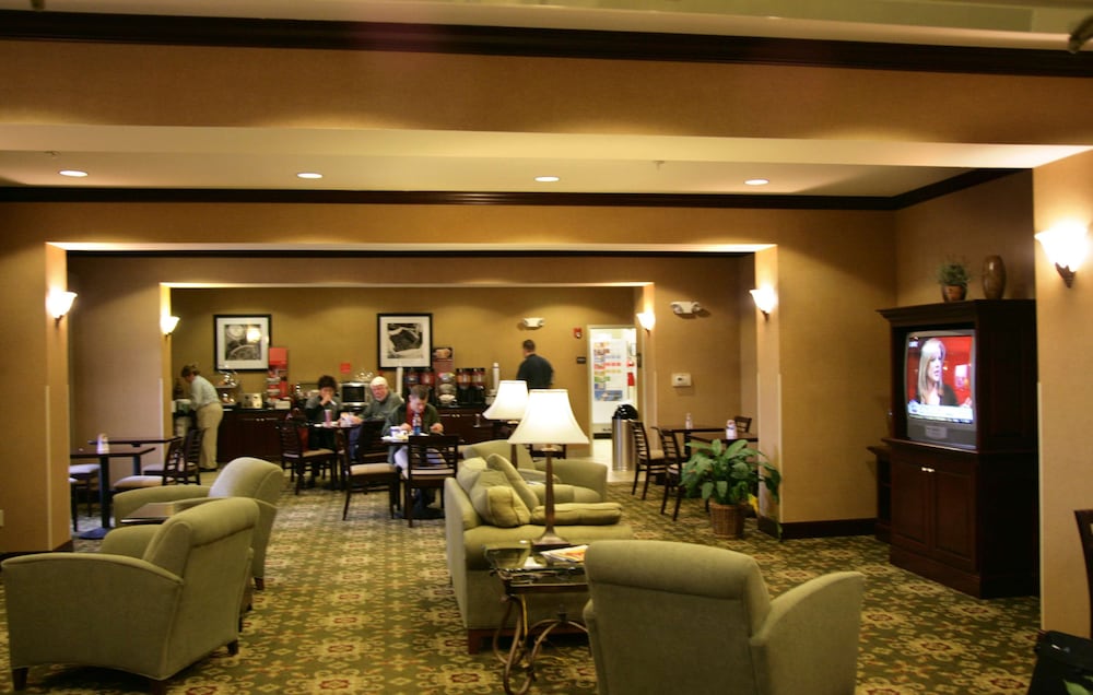 Hampton Inn Stow - photo 33