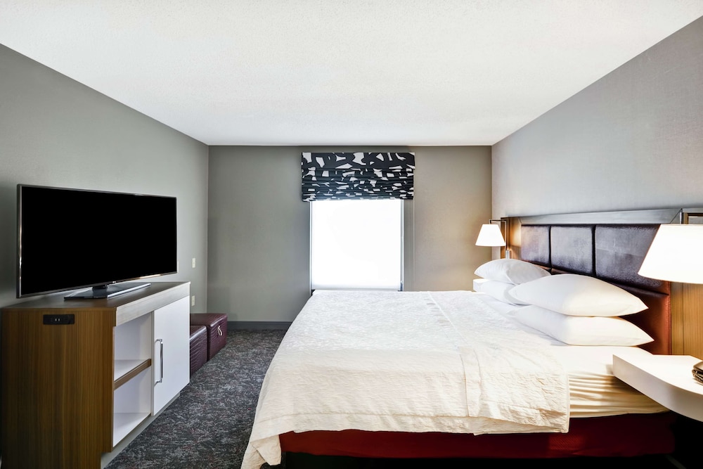 Hampton Inn & Suites Columbus Easton Area - photo 13