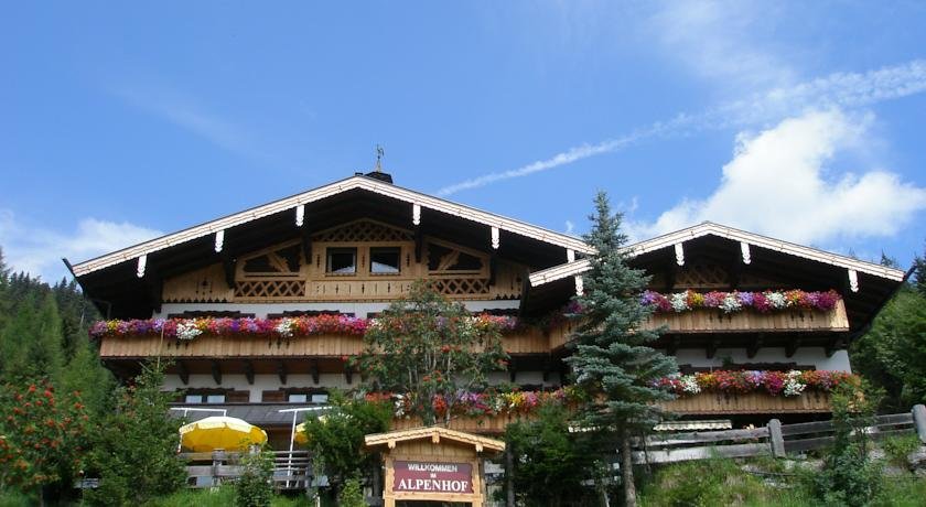 Alpenhof Schwaiger Hotel Garni in Muehlbach Am Hochkoenig, Austria