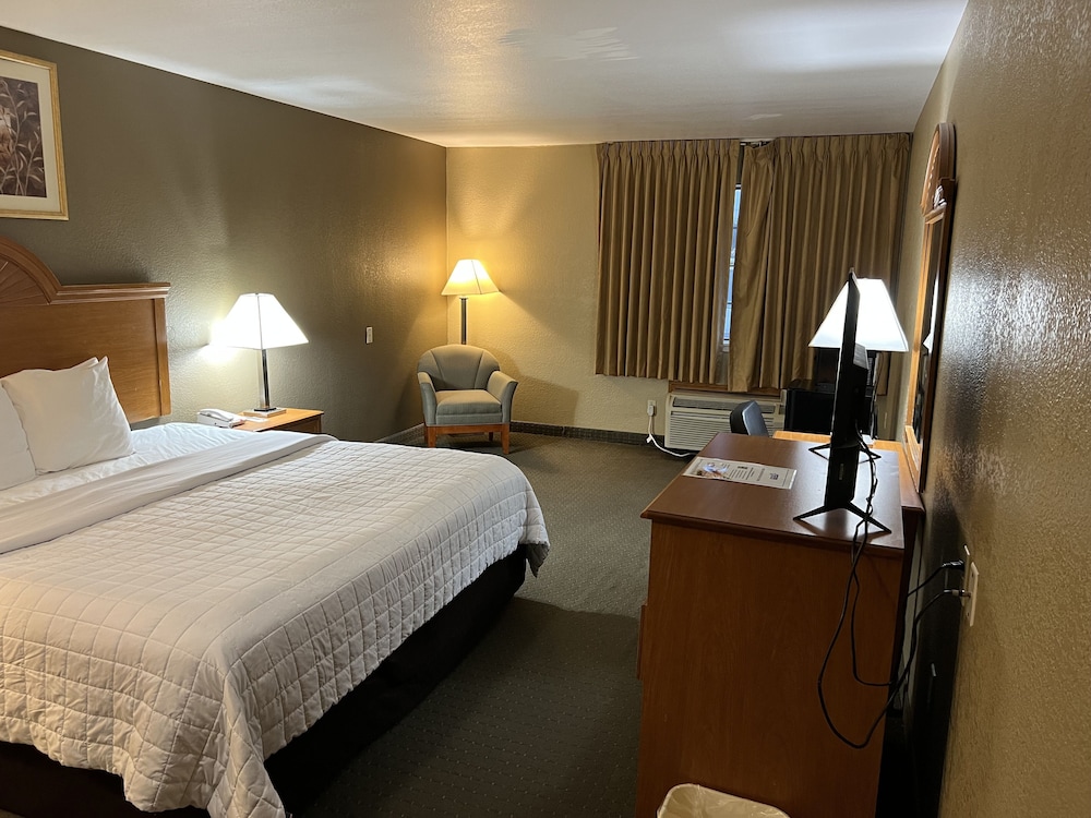 Americas Best Value Inn Pharr - photo 27