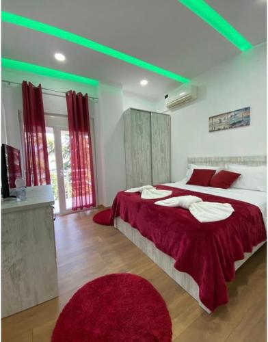 Lundra - last minute hotel in Gramsh