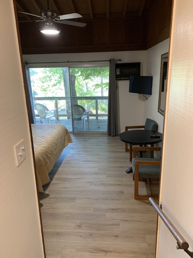 Alta Sierra Village Inn - photo 8
