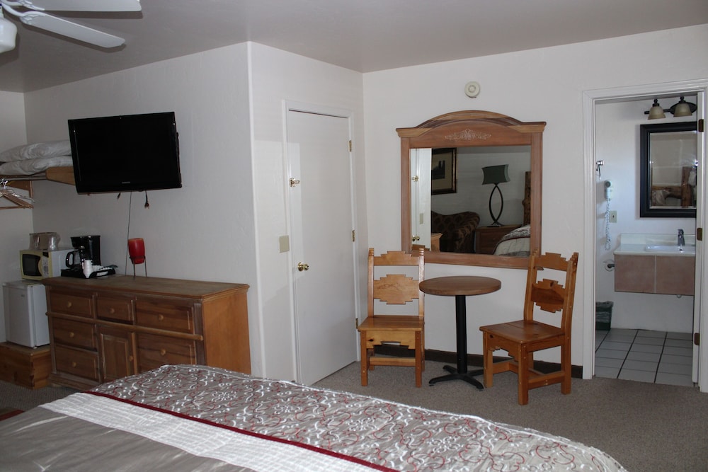Edelweiss Resort and Restaurant - photo 10