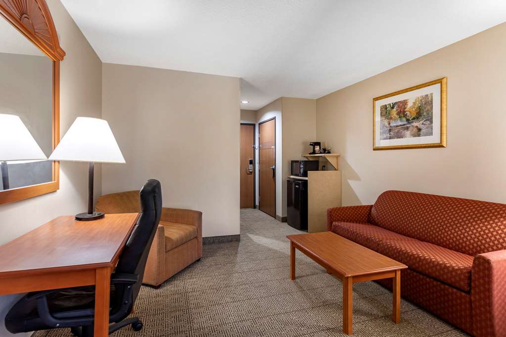 Quality Inn & Suites Rockport Owensboro North - photo 16