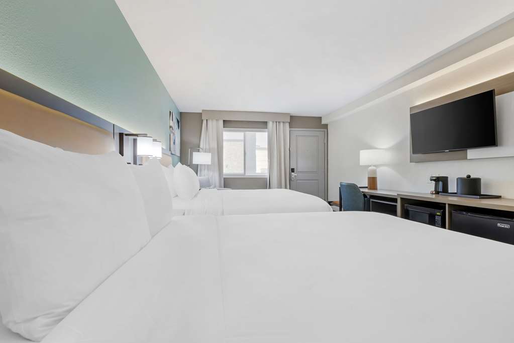 Comfort Inn Sea World Area - photo 10