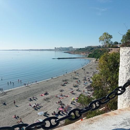 Villamartin Townhouse 1 minute walk to villamartin plaza — 4-Star Luxury Hotel in Villamartin, Spain