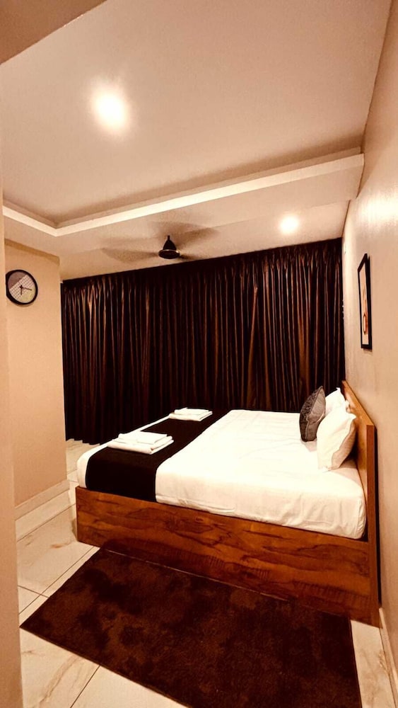 Igloo Stays Kakkanad - last minute hotel in Cochin