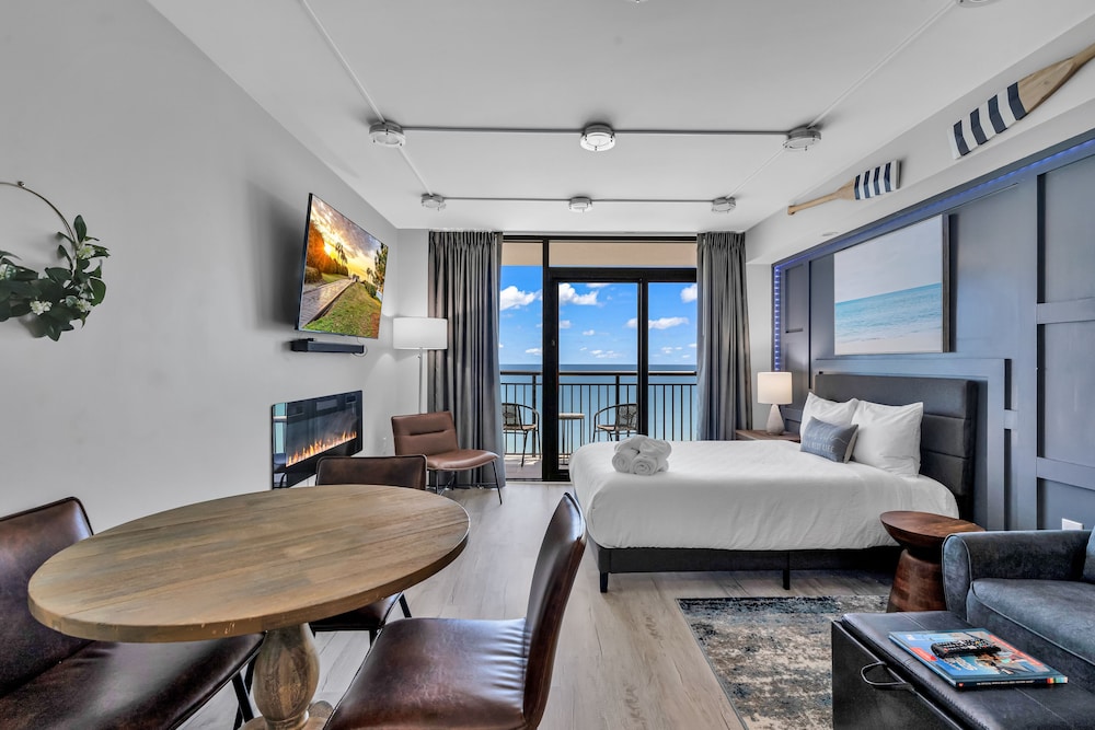 Breakers Tower 1BR Oceanfront Condo - photo 19