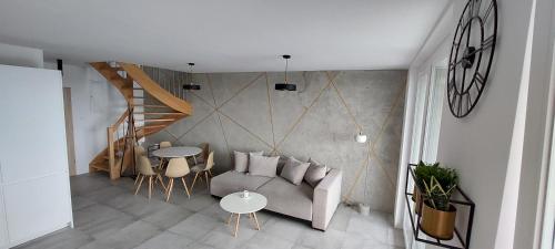We6 - carbon neutral hotel in Unknown City