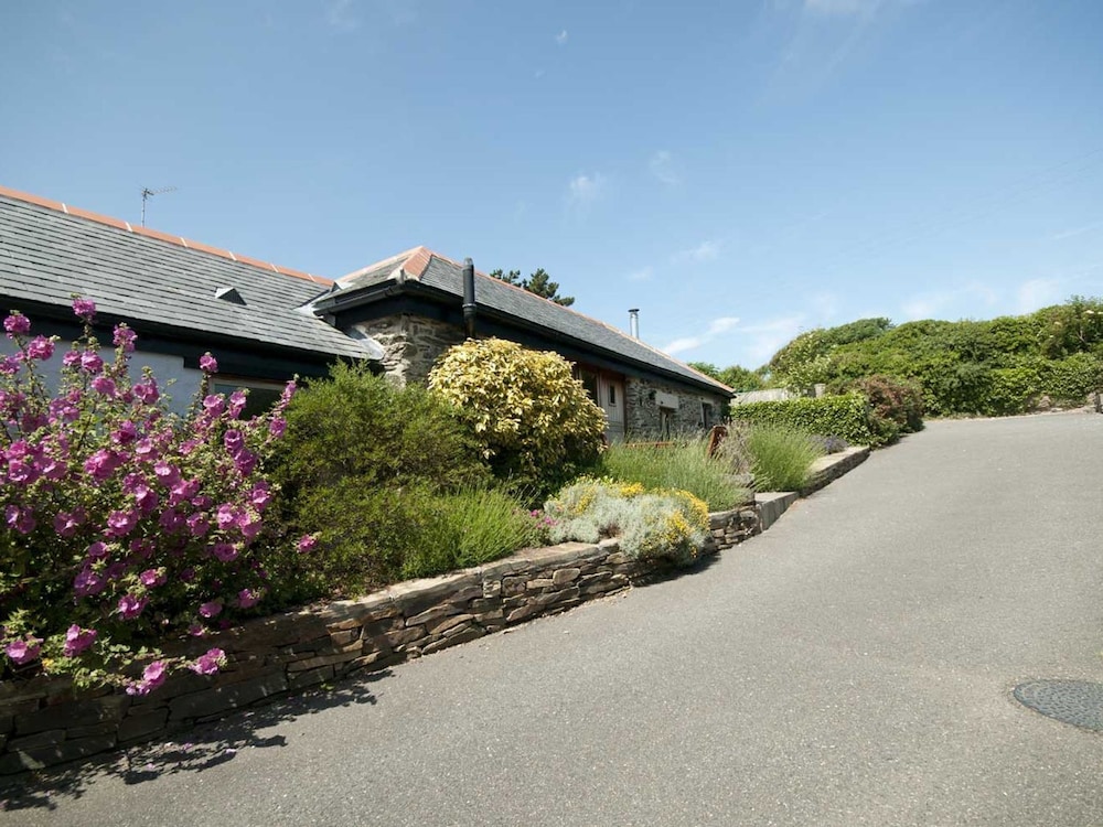 Lavender Barn — 4-Star Luxury Hotel in Newquay, United Kingdom