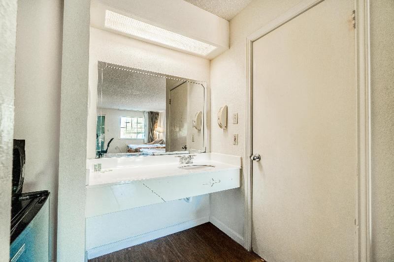 Executive Inn Port Lavaca by OYO - photo 84