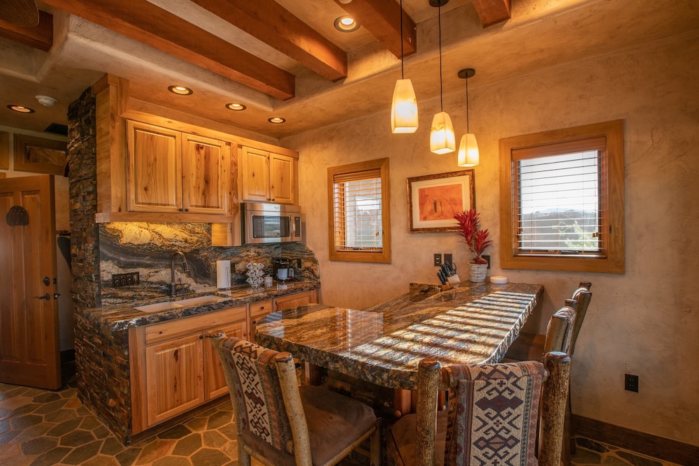 Cougar Ridge Resort LLC - photo 43