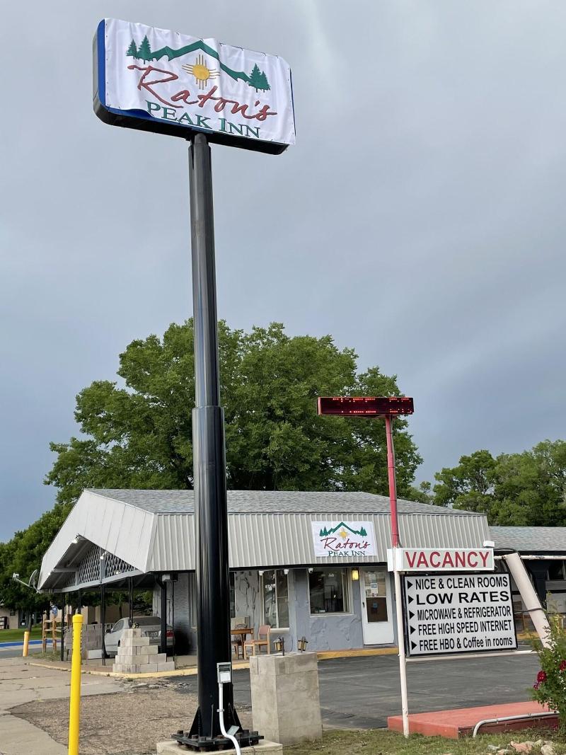 Rodeway Inn & Suites — hotel in Raton