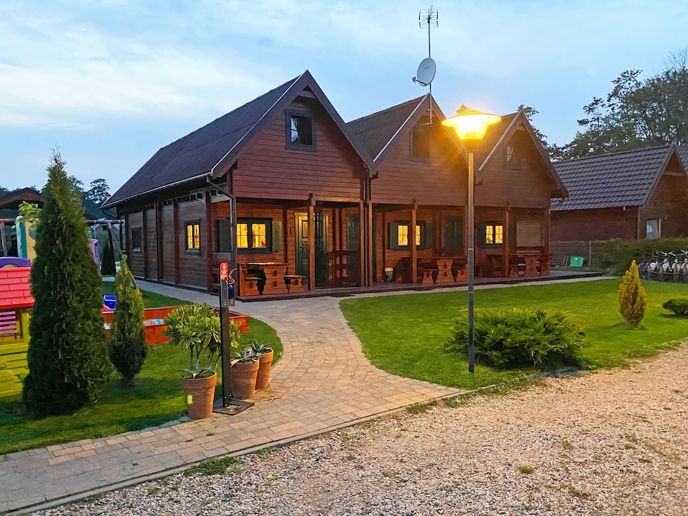 Domki Letniskowe Słoneczna Zatoka in Mielno, Poland