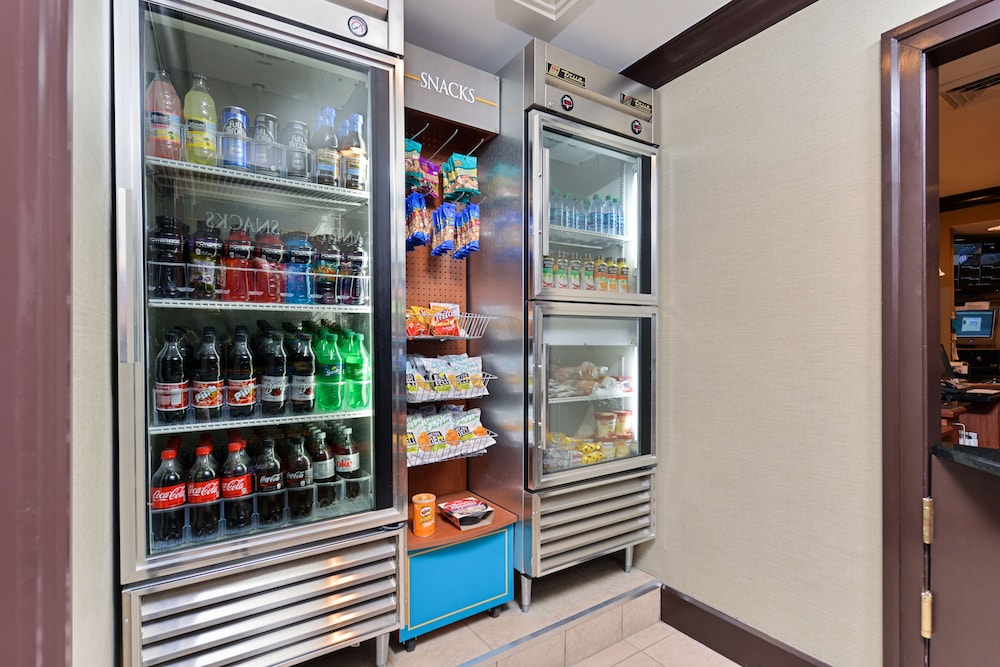 Staybridge Suites O'Fallon Chesterfield by IHG - photo 59