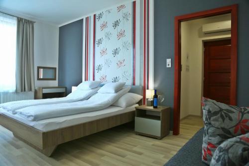 Sugó Panzió — 4-Star Luxury Hotel in Baja, Hungary