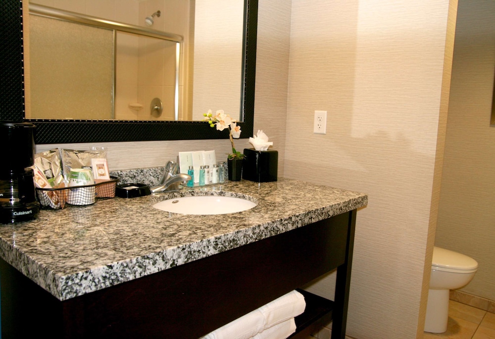 Hampton Inn & Suites Salt Lake City University Foothill Dr - photo 47