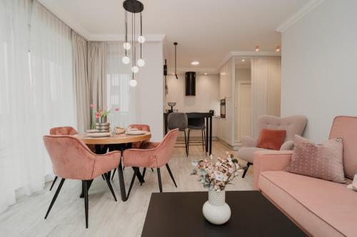 Totu Home Harmonia Oliwska Gdańsk — 4-Star Luxury Hotel in Gdansk, Poland